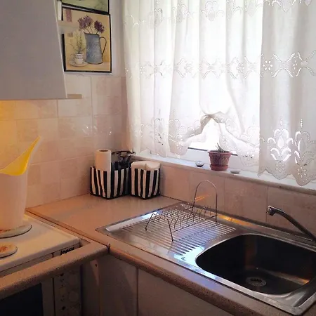 Cozy Loft - View Of The * 라미아