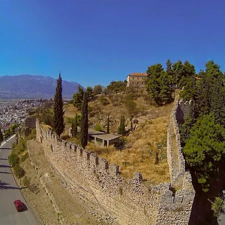 Cozy Loft - View Of The